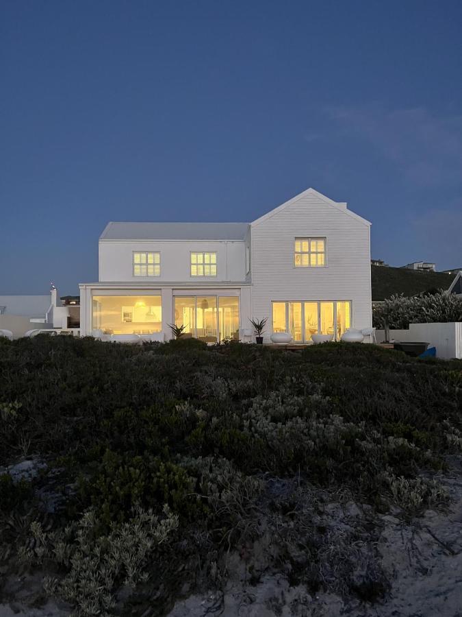 Yzer House *